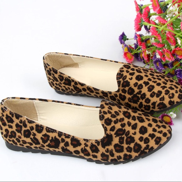 1 Left! Leopard Printed Loafer Ballet Flats - Picture 2 of 7